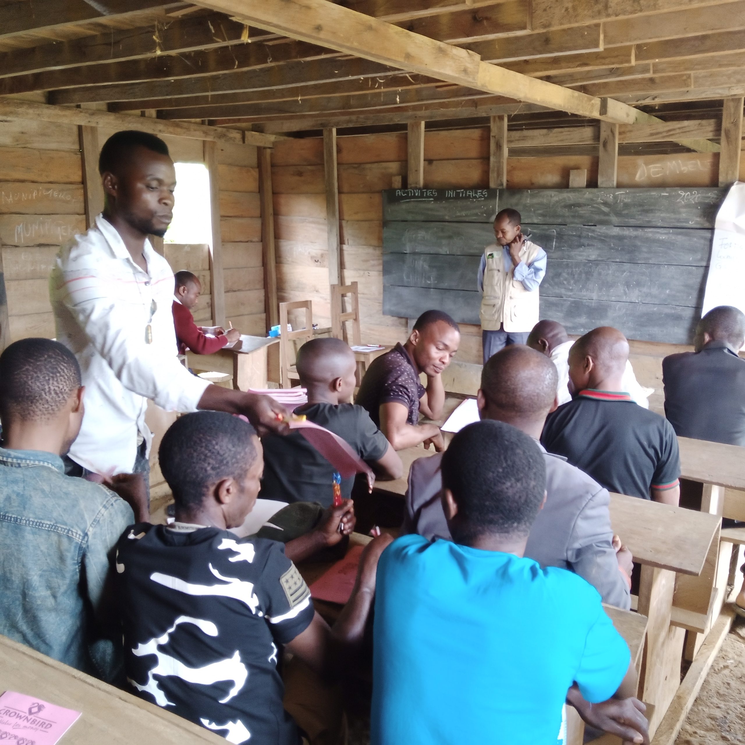 Formation des Cartographes locaux de la communauté locale « Banamwizizi » de la chefferie Bakisi en territoire de Shabunda/Sud-Kivu